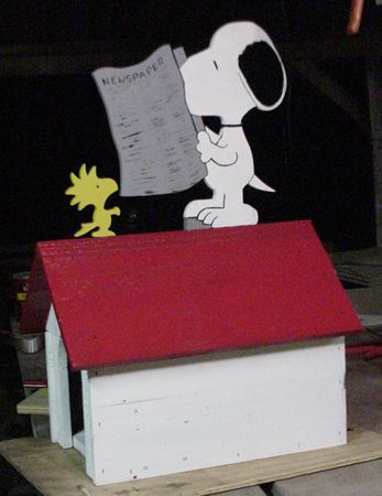 snoopy paperbox.jpg